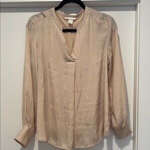 2/$20 H&M MAMA Elegant Cream Blouse